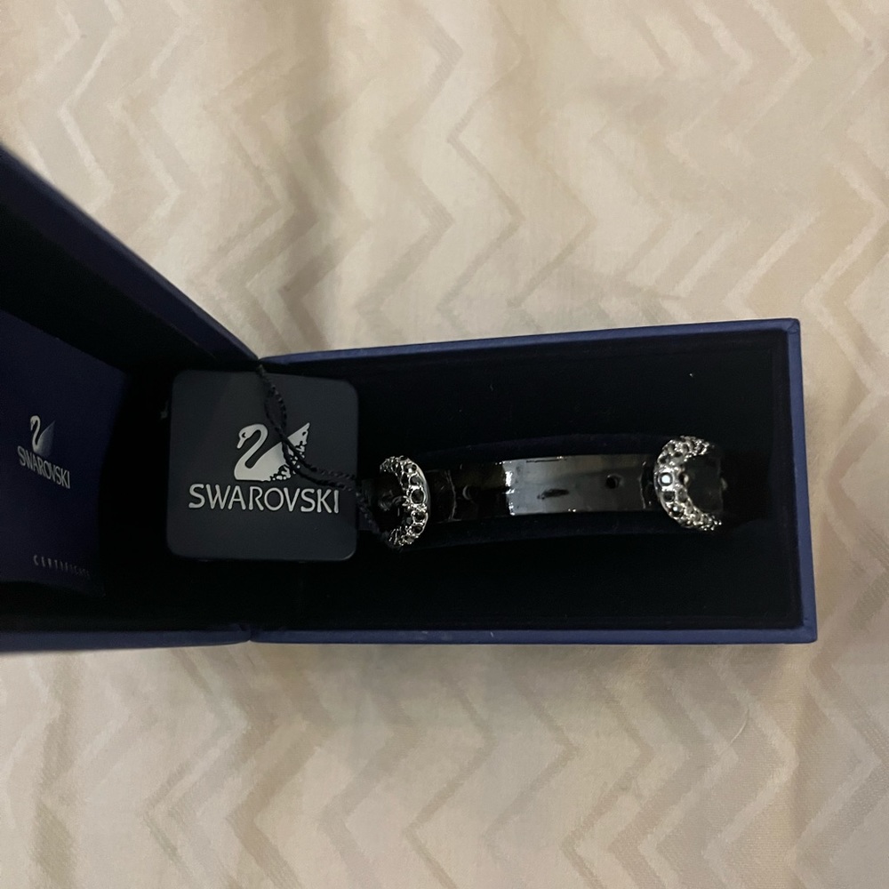 ❤Swarovski Croc Embossed Bracelet